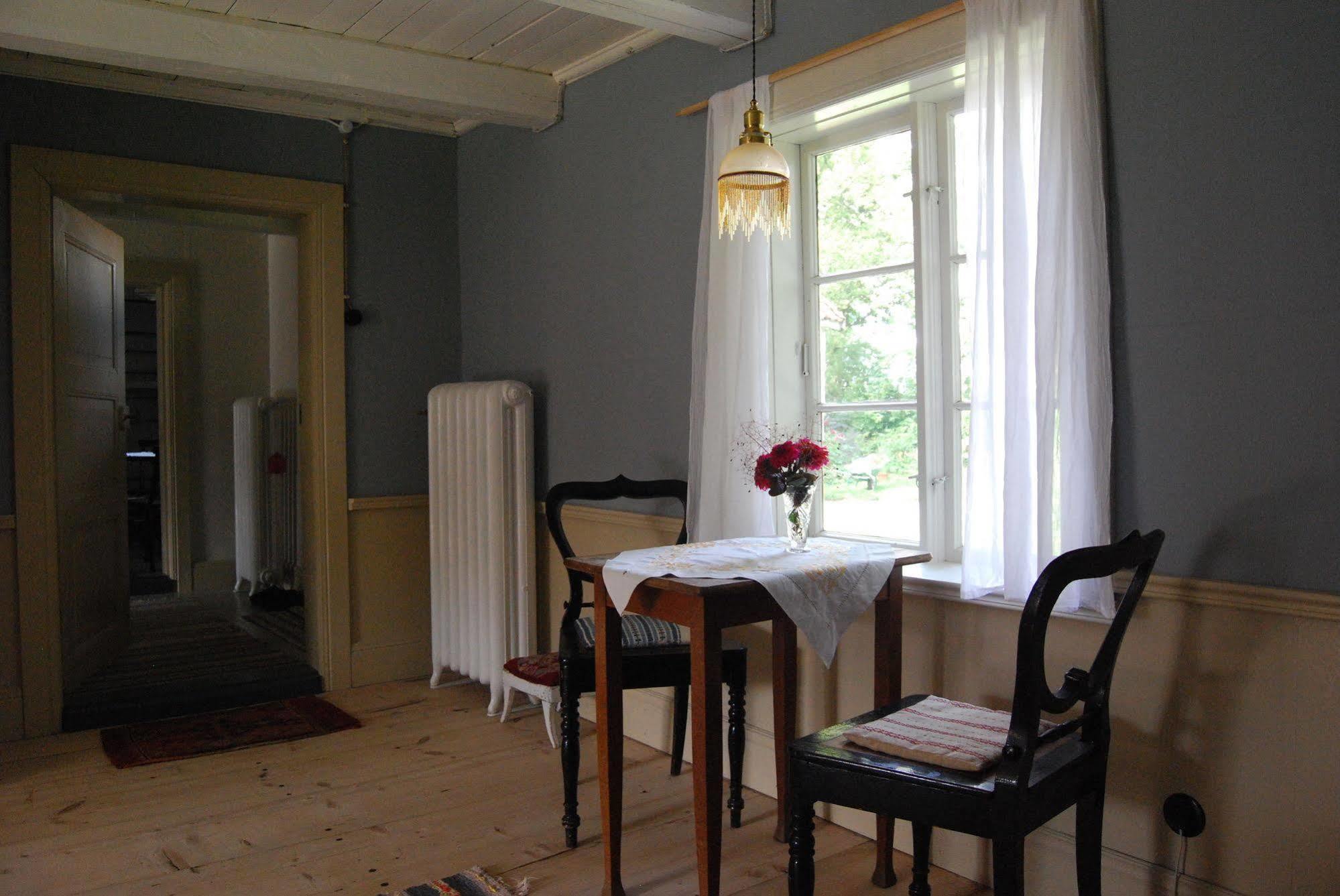 Naestegarden Bed & Breakfast Satuna Exterior photo